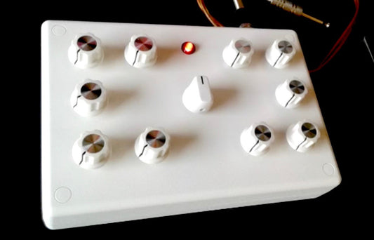 EXAGONAL ROOMS INSECTO # 1 - THE-WHITEFLY Pre-Order