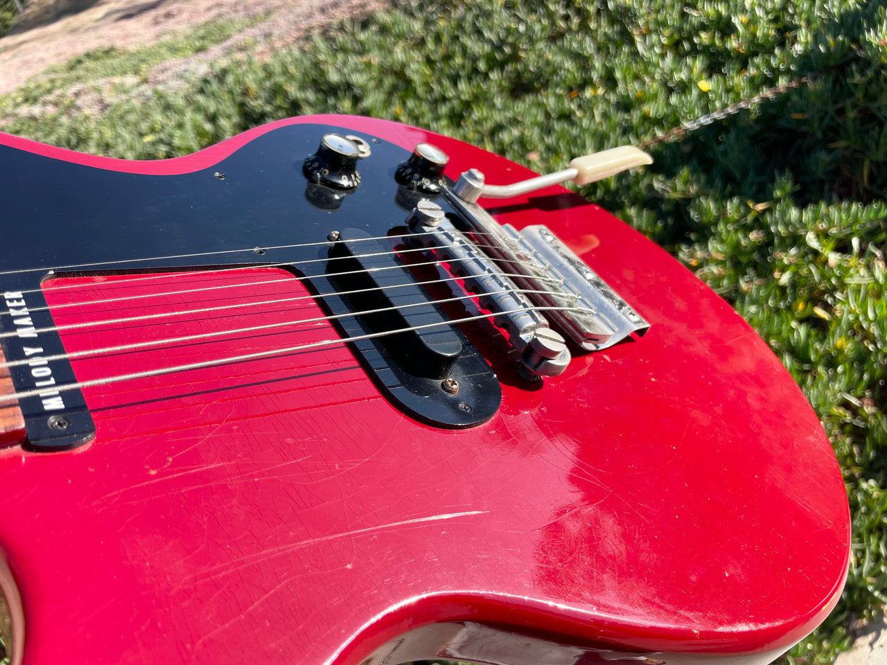 1965 Gibson melody Maker RARE “Ember Red”