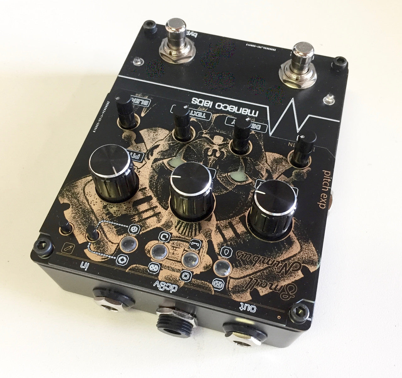 Maneco Labs Small Nimbus - Mutable Instruments Cloud Pedal