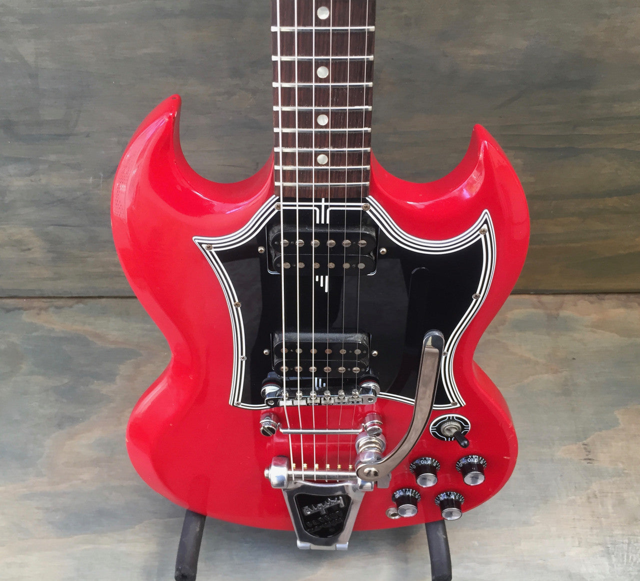 Gibson SG w/Bigsby B3 & Towner Down Tension Bar, Decoboom Streamline Pickguard Set