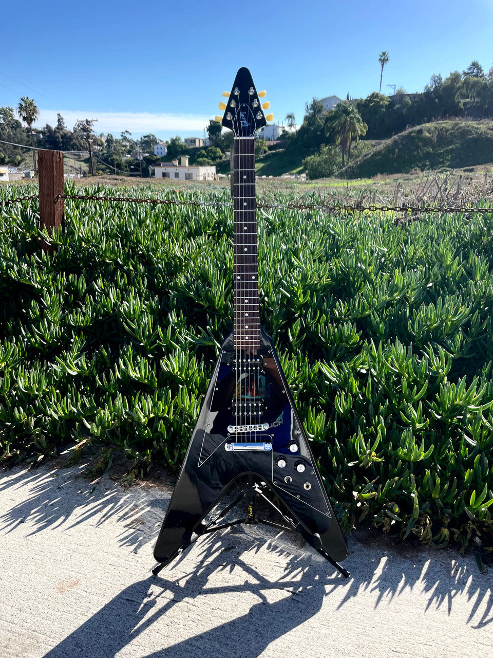 Gibson Flying V ’67 Reissue BLACK ON BLACK