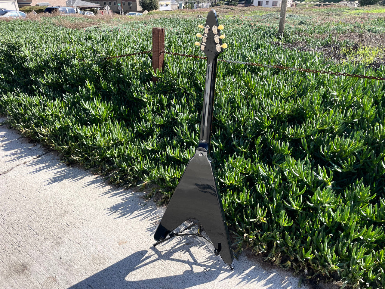Gibson Flying V ’67 Reissue BLACK ON BLACK