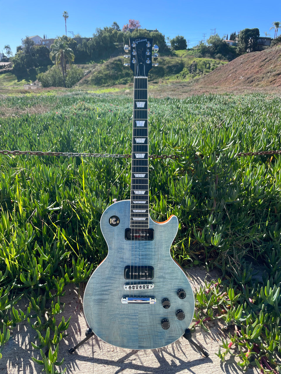 2018 Gibson Les Paul classic player plus Satin Ocean Blue