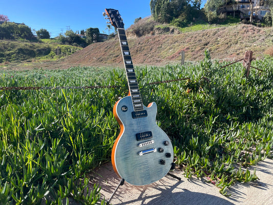 2018 Gibson Les Paul classic player plus Satin Ocean Blue
