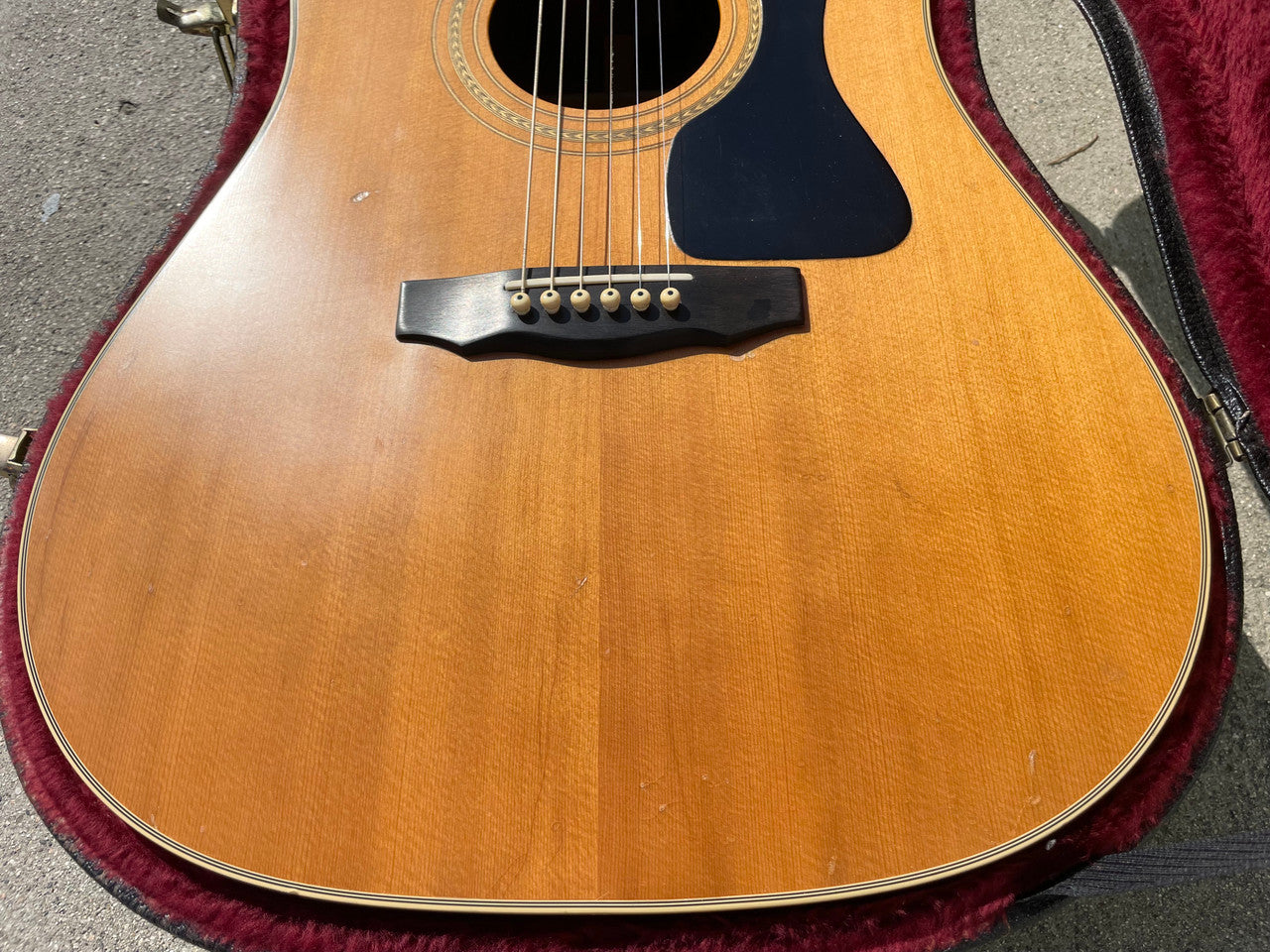 Guild DV52-NT 1994 with OHSC