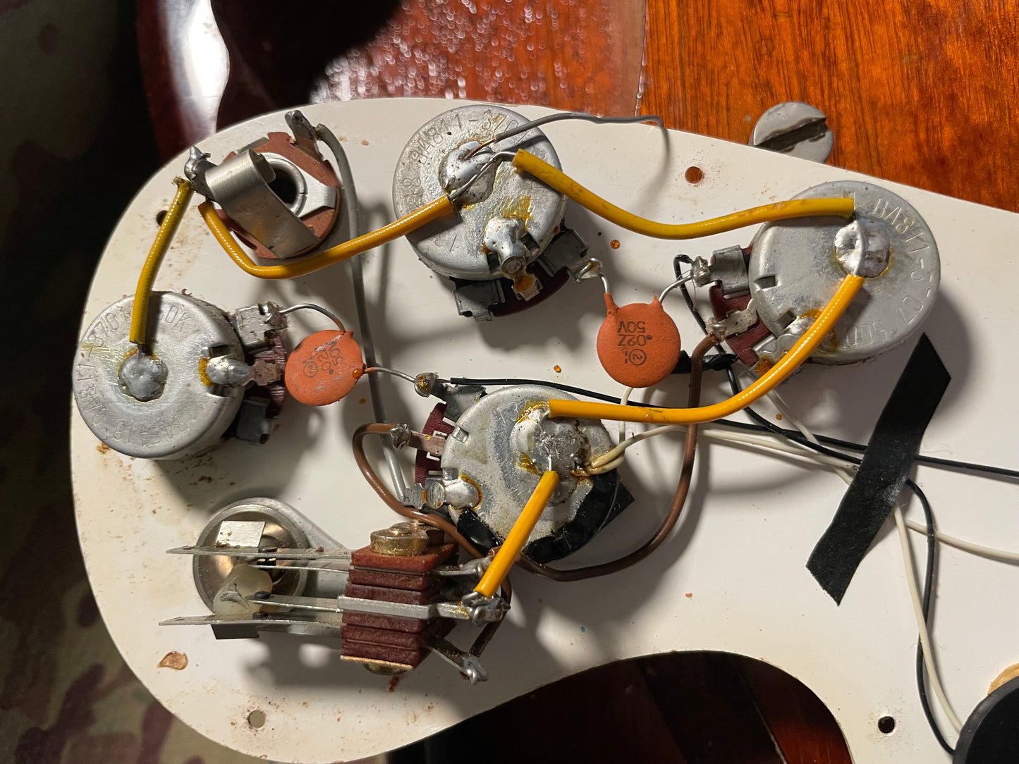 1964 Epiphone Olympic Double Sunburst "Batwing" headstock