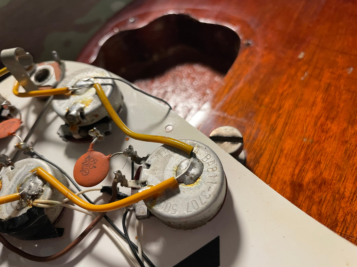 1964 Epiphone Olympic Double Sunburst "Batwing" headstock
