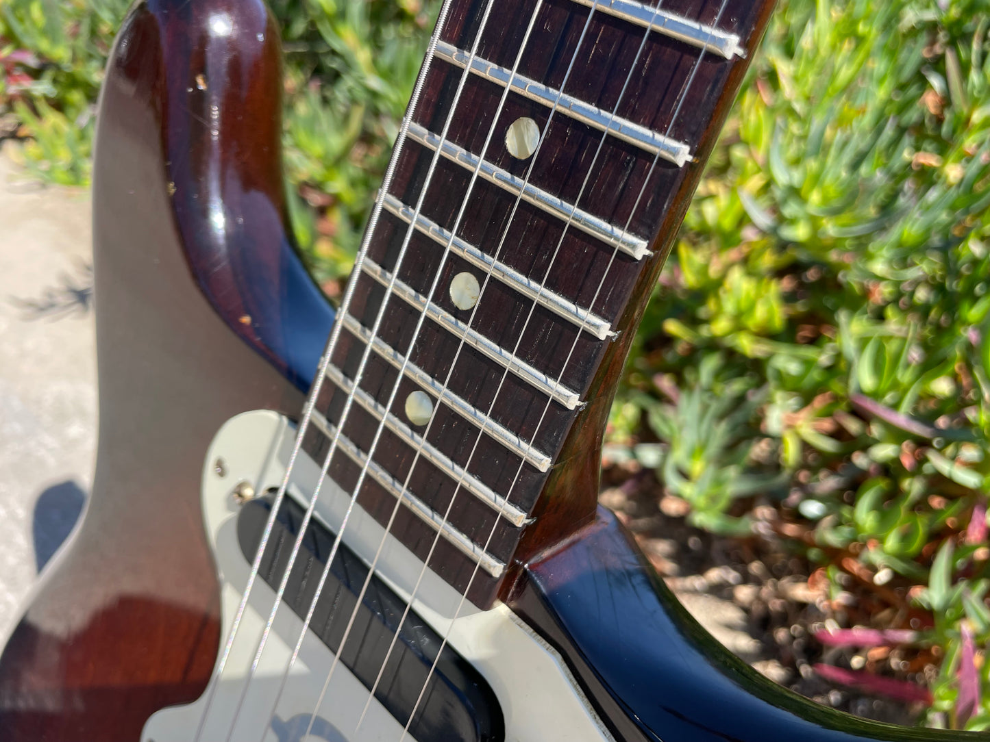 1964 Epiphone Olympic Double Sunburst "Batwing" headstock
