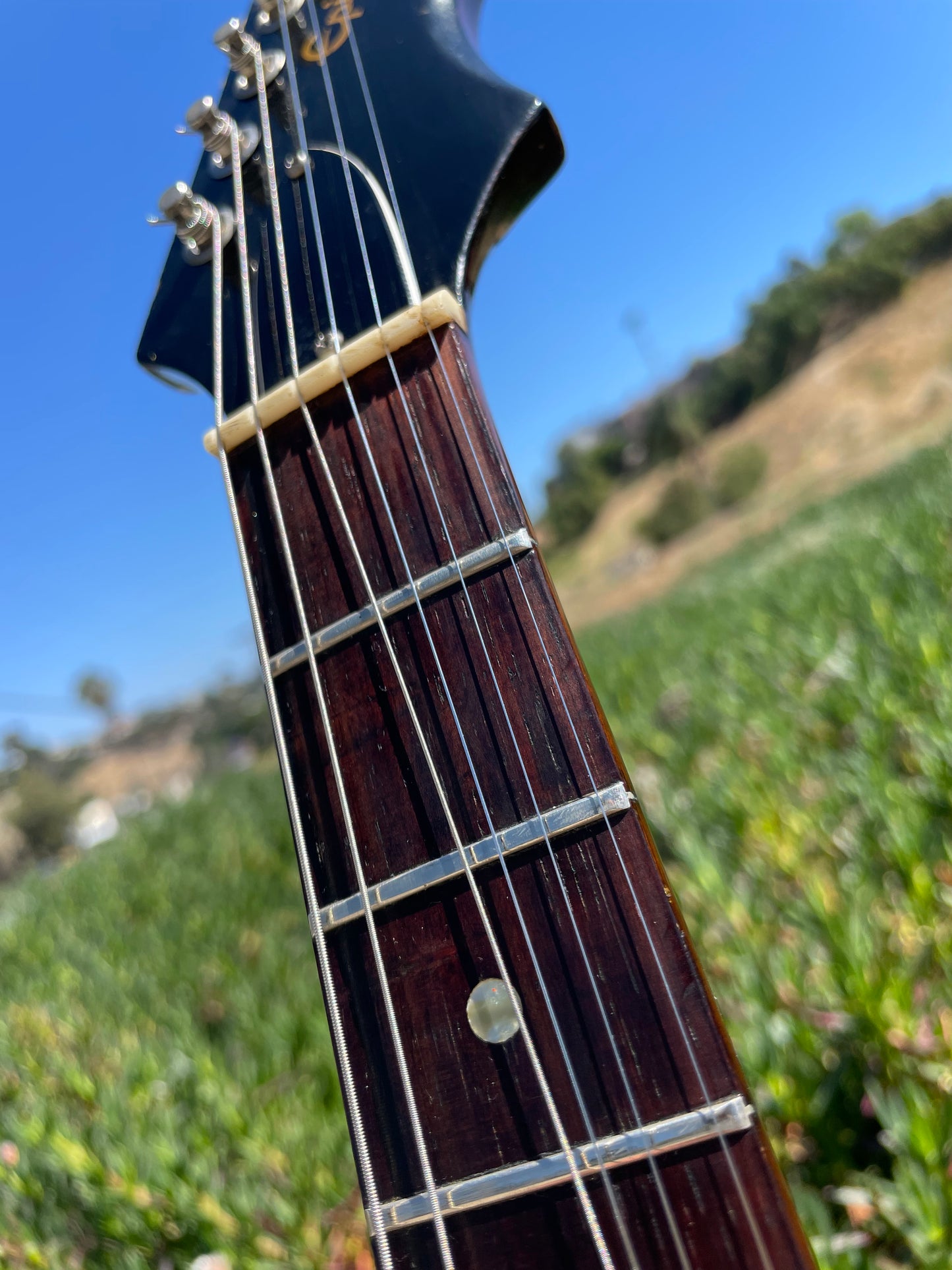 1964 Epiphone Olympic Double Sunburst "Batwing" headstock