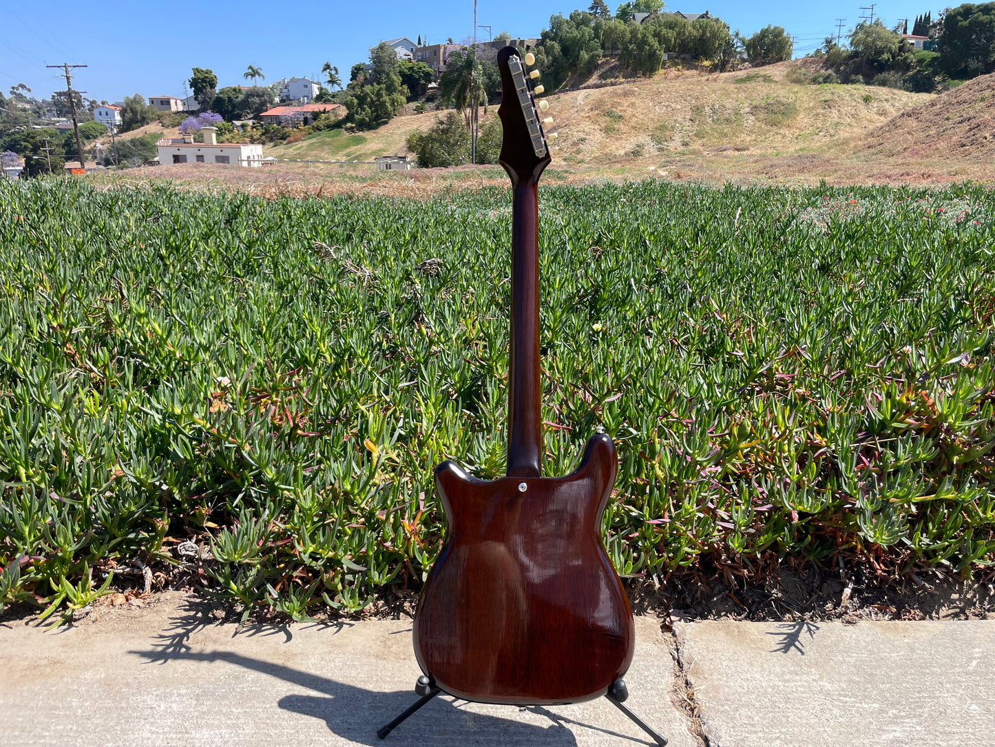 1964 Epiphone Olympic Double Sunburst "Batwing" headstock
