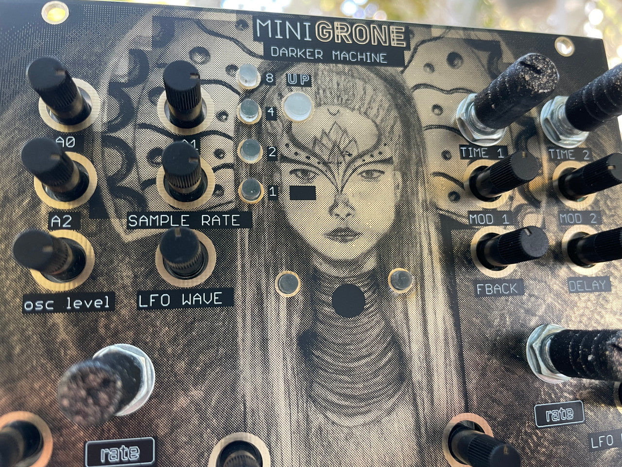 Maneco Labs MINI GRONE DRONE SYNTH (eurorack)