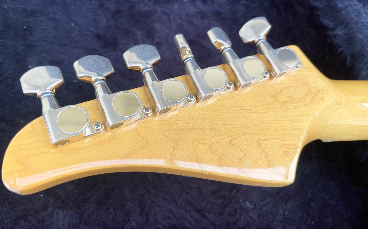 Rare Vintage Kramer Voyager USA guitar, lightning bolt w/OHSC　