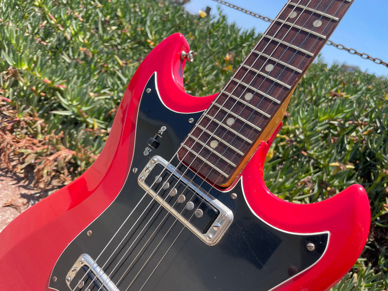 Hagstrom II 1960s Beautiful Red, All original, HSC, Tremolo bar