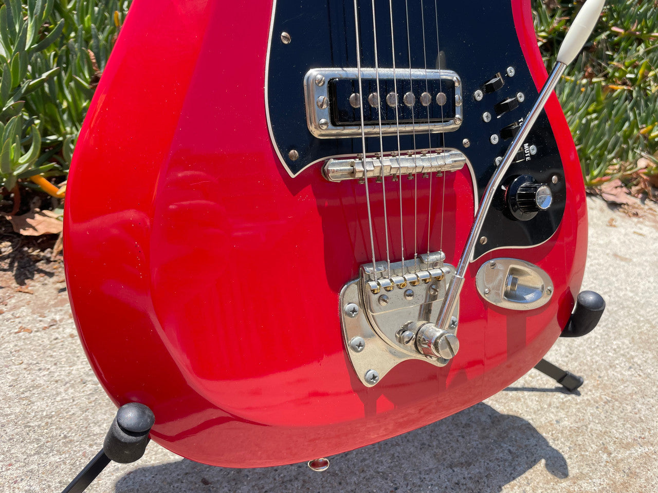 Hagstrom II 1960s Beautiful Red, All original, HSC, Tremolo bar