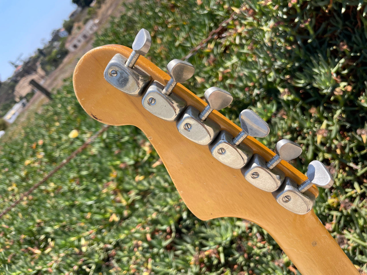 Hagstrom II 1960s Beautiful Red, All original, HSC, Tremolo bar