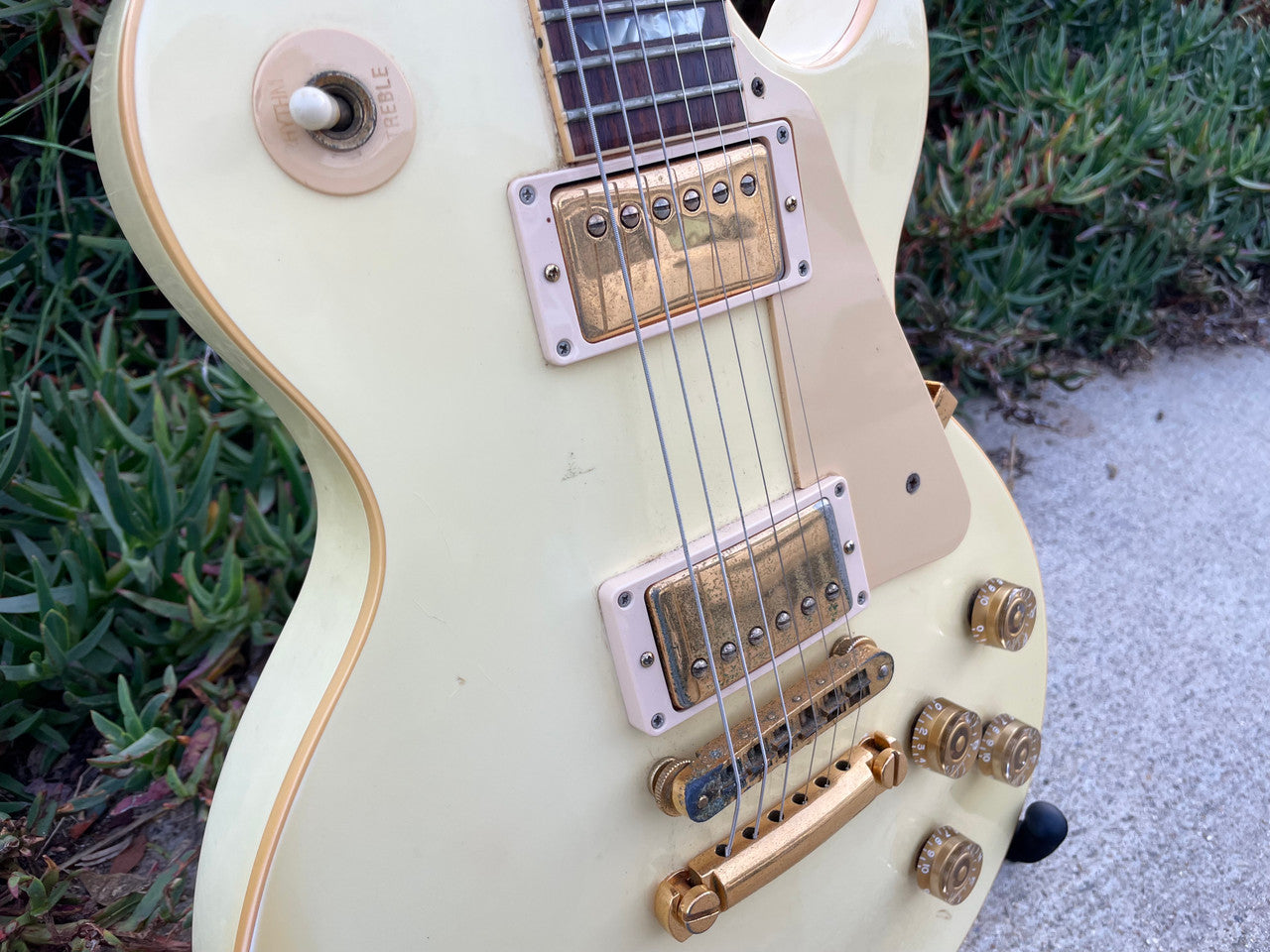 1989 Gibson Les Paul Standard Alpine White