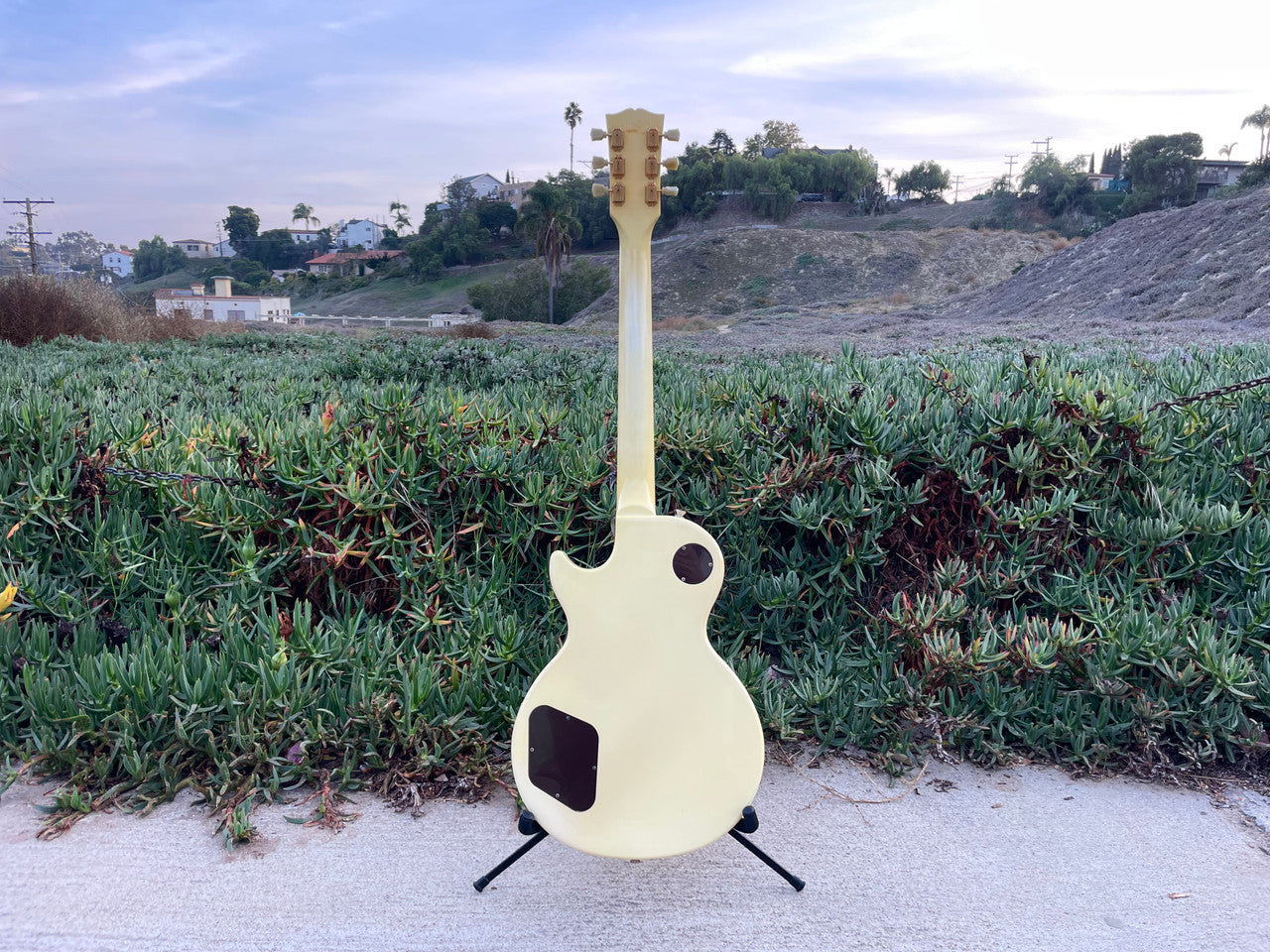 1989 Gibson Les Paul Standard Alpine White