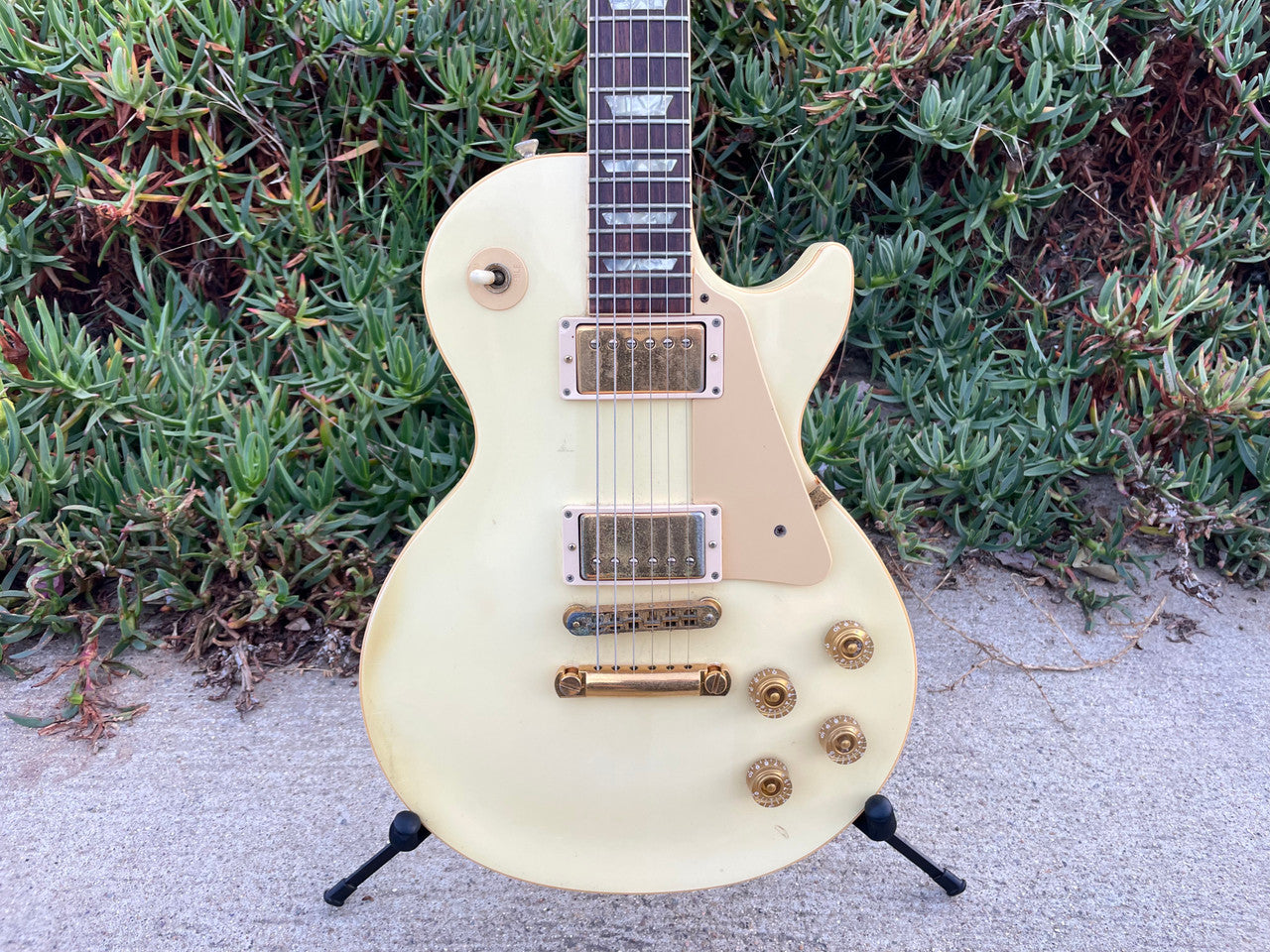 1989 Gibson Les Paul Standard Alpine White