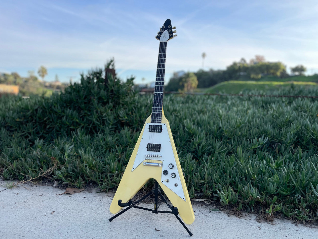 1991 Gibson Flying V ’67 Early Reissue Alpine White