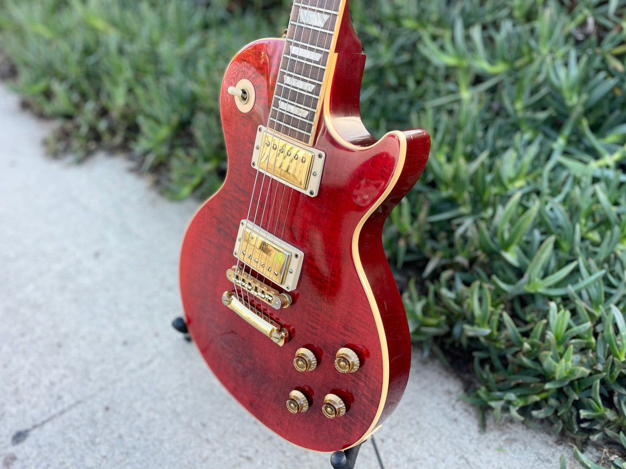 2006 Les Paul Standard Plus Wine Red Flame Top