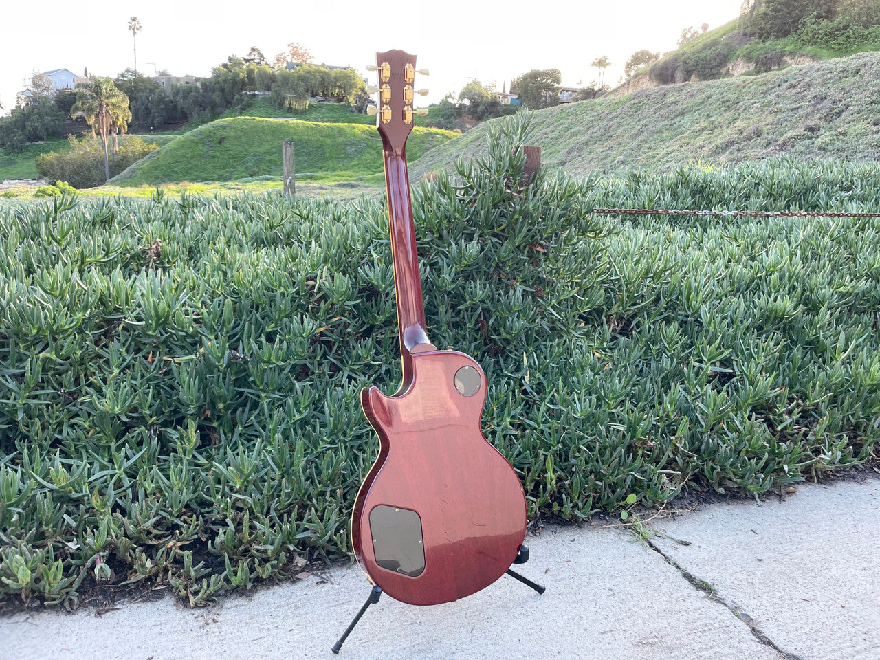 2006 Les Paul Standard Plus Wine Red Flame Top