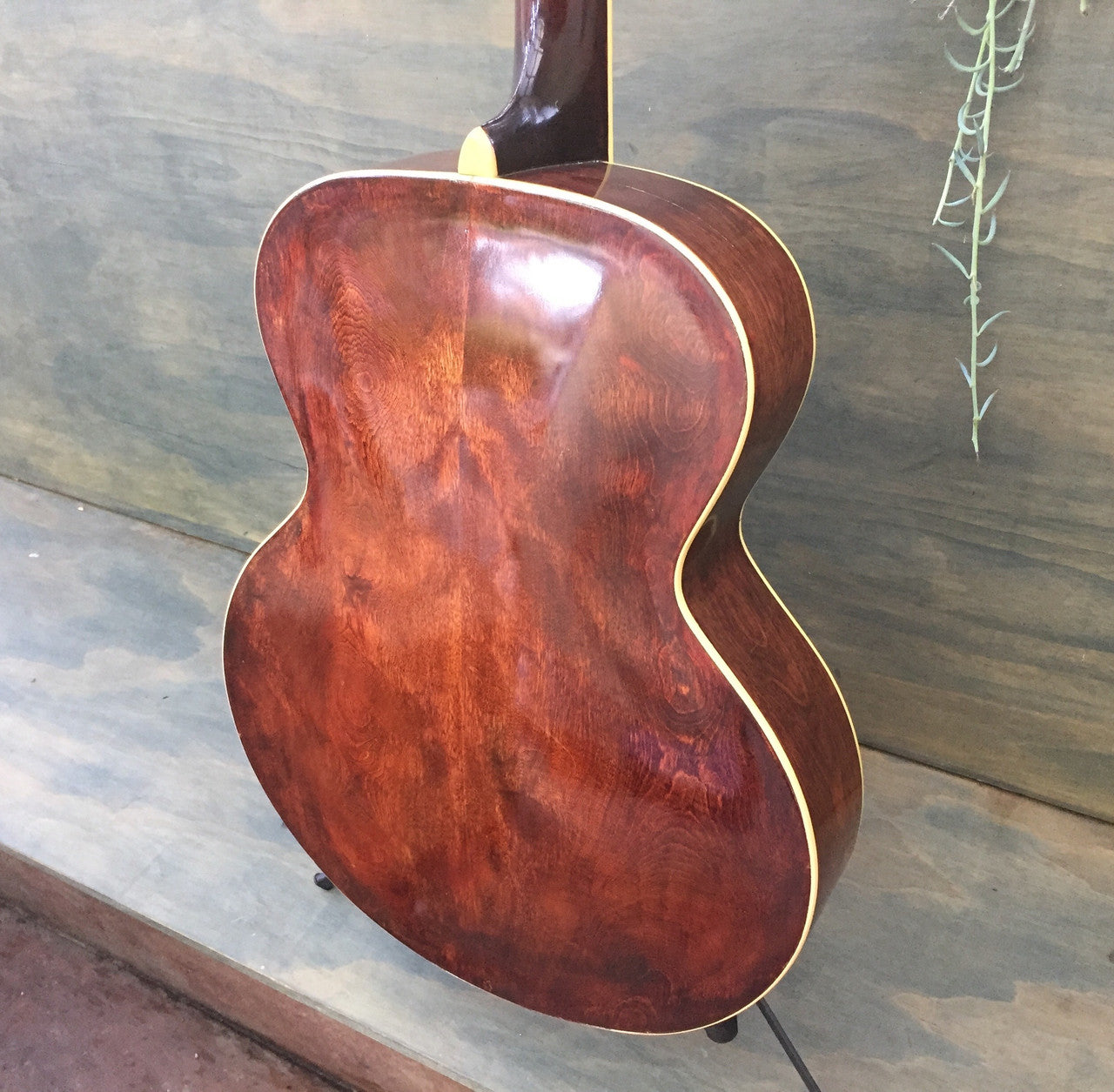 1915  Gibson L4