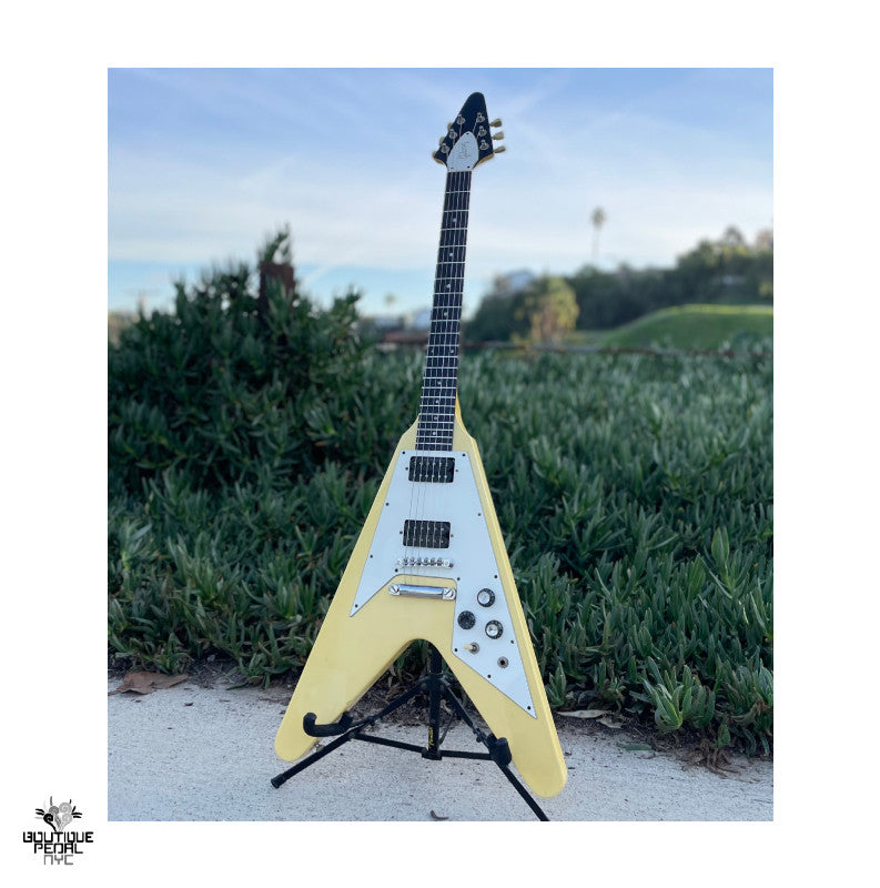 1991 Gibson Flying V ’67 Early Reissue Alpine White